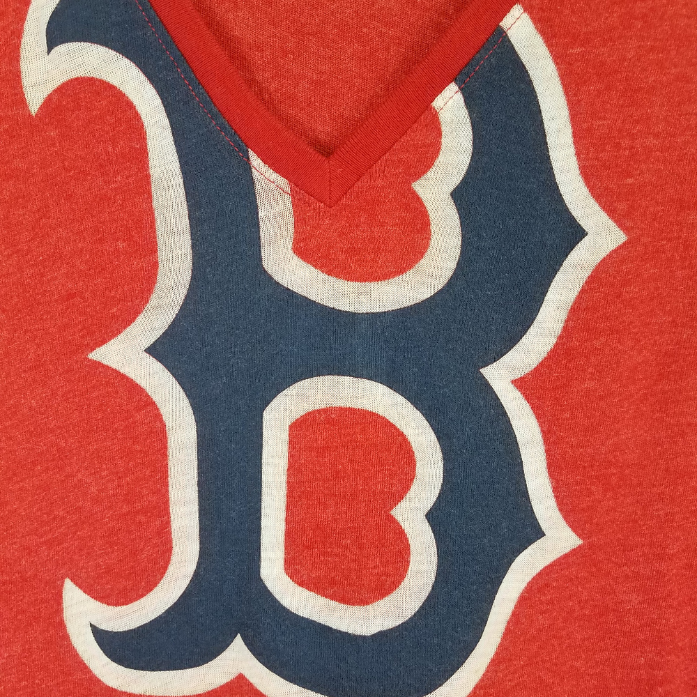 NIKE Boston Red Sox Baseball Slim Fit V-Neck Tee
